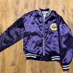 🔥Vintage Swingster Large Los Angeles Lakers bomber jacket satin purple yellow